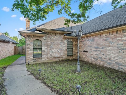 3113 Canton Street, Greenville, TX 75402 — photo 2