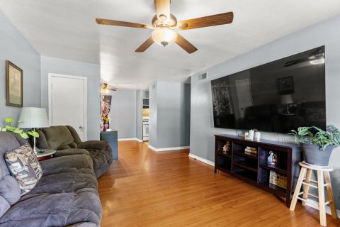 301 W Ridgewood Drive, Garland, TX 75041 — photo 3