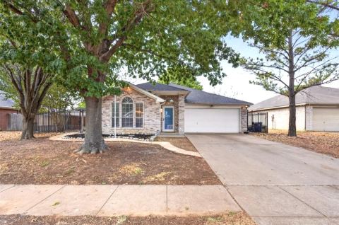 1150 Marc Street, Burleson
