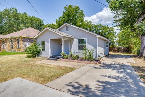 502 N Delaware Street, Irving