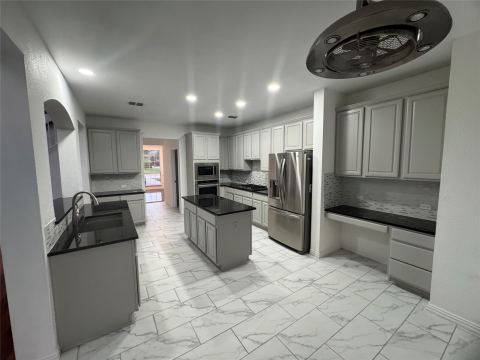 2105 Woodview Drive, Flower Mound, TX 75028 — photo 2