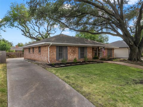 1712 Laurel Lake Drive, Waco, TX 76710 — photo 2