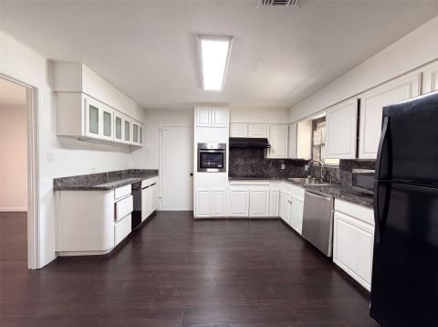 725 Ridgecrest Drive, Irving, TX 75060 — photo 2