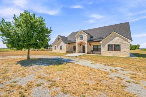 1630 County Road 262, Stephenville, TX 76401 — photo 2