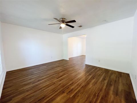 616 Valley Spring Drive, Arlington, TX 76018 — photo 3