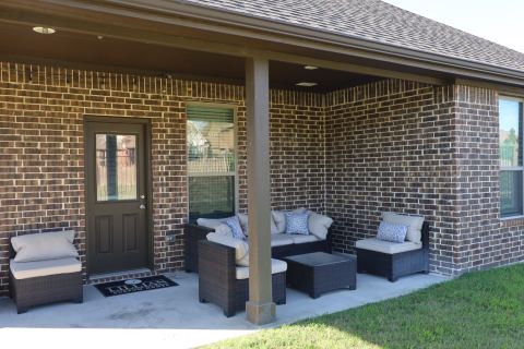 277 Allegheny Drive, Burleson, TX 76028 — photo 3
