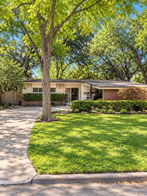 1514 Camellia Drive, Arlington