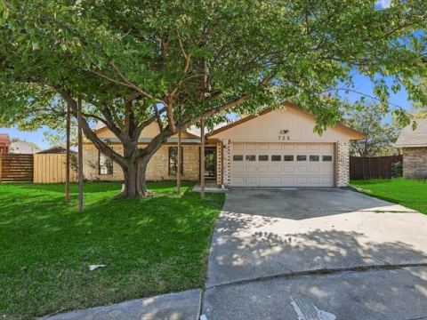 725 Southridge Court, Grand Prairie, TX 75052 — photo 2