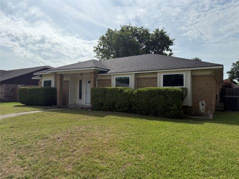 206 E Ridgegate Drive, Garland, TX 75040 — photo 3