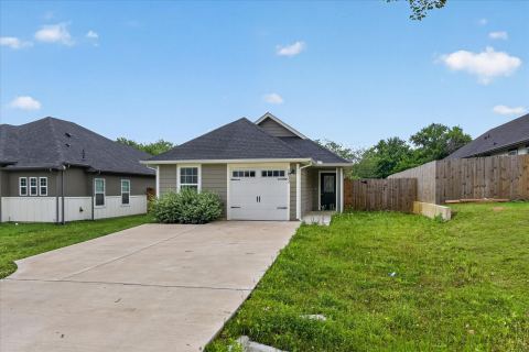 1032 Ray Drive, Denison, TX 75020 — photo 2
