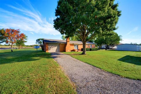 4341 Fm 428, Aubrey, TX 76227 — photo 2