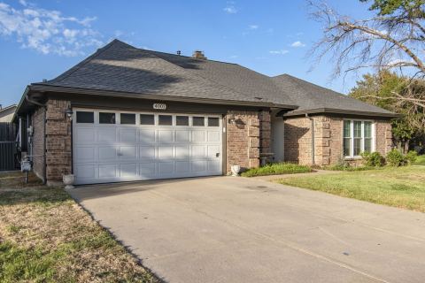4001 Brownwood Lane, Arlington, TX 76017 — photo 2