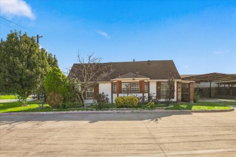 622 E Mckinney Street, Denton