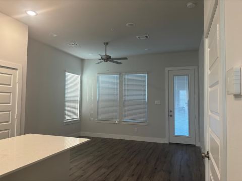825 W Mayfield Road 102, Arlington, TX 76015 — photo 3