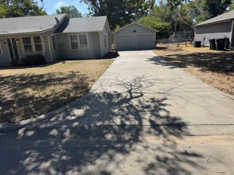 507 Poindexter Avenue, Cleburne, TX 76033 — photo 3