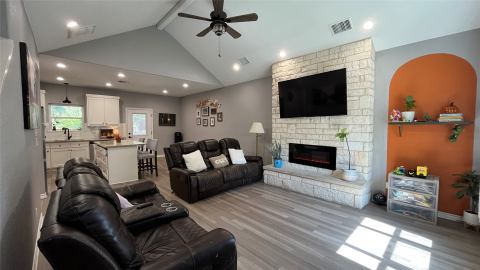 206 Beckham Street W, Sulphur Springs, TX 75482 — photo 2