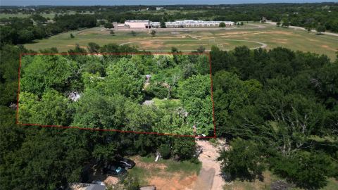 833 Carmela Court, Cleburne, TX 76031 — photo 2