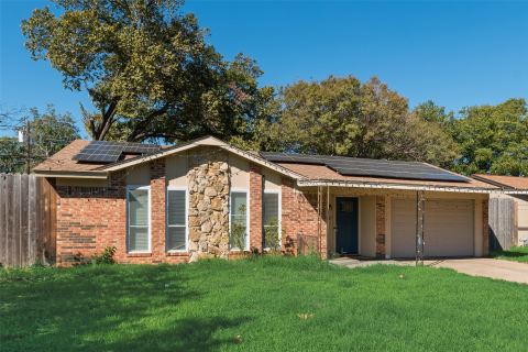 1717 Meadow Valley, Irving, TX 75060 — photo 2