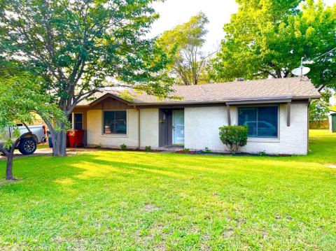 404 Neathery Street, Farmersville, TX 75442 — photo 2