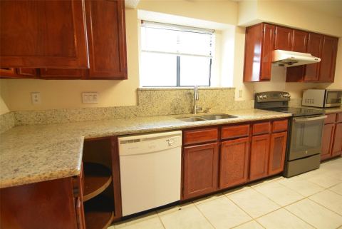 210 W Apollo Road, Garland, TX 75040 — photo 3