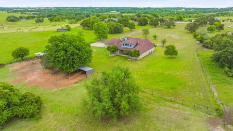 1914 Bentwater Parkway, Granbury, TX 76049 — photo 2