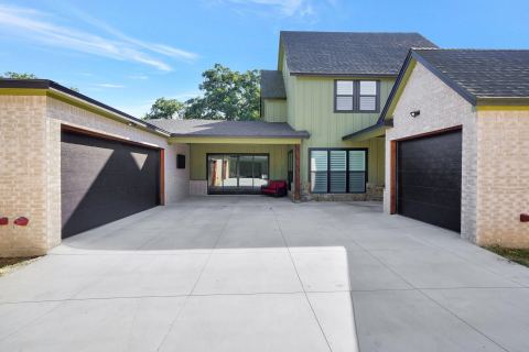 516 W Spring Street, Weatherford, TX 76086 — photo 2