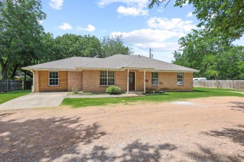 207 W South Street, Whitesboro, TX 76273 — photo 3