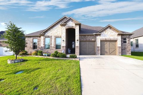 910 Park Vista Drive, Justin