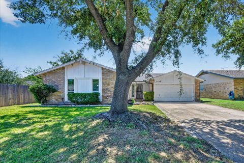 7209 Cleburne Road, Fort Worth, TX 76133 — photo 2