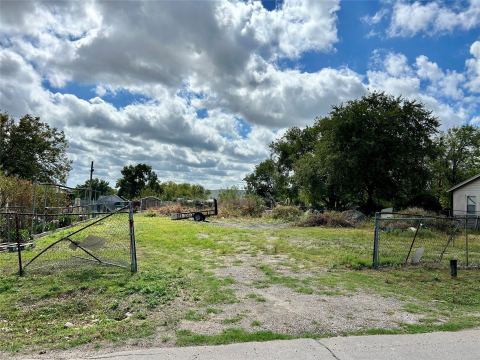 8427 Honeysuckle Lane, Dallas, TX 75241 — photo 3