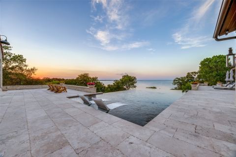 385 Lakeview Drive, Denison