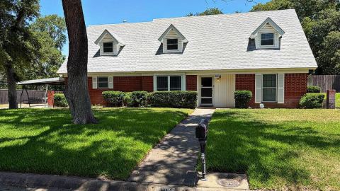 401 Glenhaven Drive, Azle