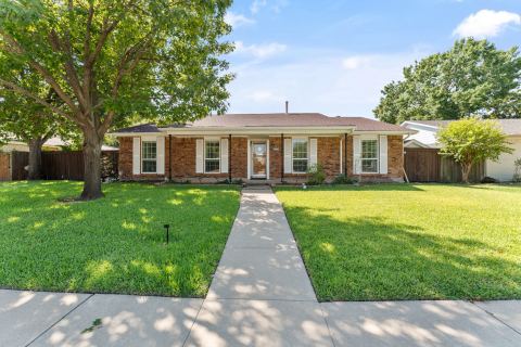 1813 Dodge Trail, Grand Prairie, TX 75052 — photo 2