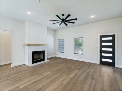 610 N Mill, Weatherford, TX 76086 — photo 3