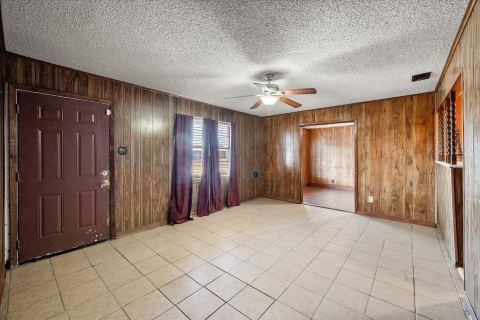 1204 E 13th Avenue, Corsicana, TX 75110 — photo 3