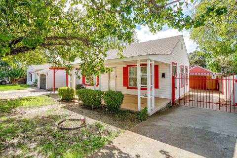 2606 Wayside Avenue, Fort Worth, TX 76110 — photo 2
