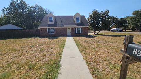 833 James Street, Azle