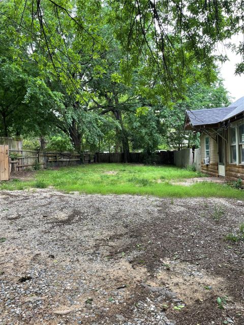 1025 Baker Street, Denison, TX 75020 — photo 2