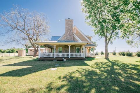 9373 Fm 428, Aubrey, TX 76227 — photo 3