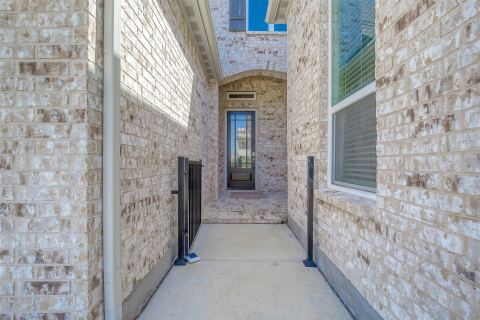 8504 Pine Valley Drive, McKinney, TX 75070 — photo 2