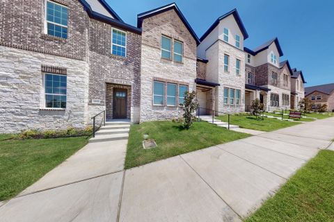 3425 Sanjeev Drive, Irving, TX 75060 — photo 2