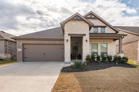 2437 Rooster Lane, Northlake