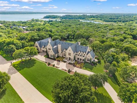 2105 Bayshore Drive, Flower Mound