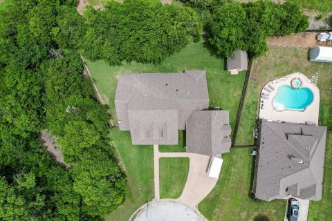 548 Mckittrick Court, Godley, TX 76044 — photo 2
