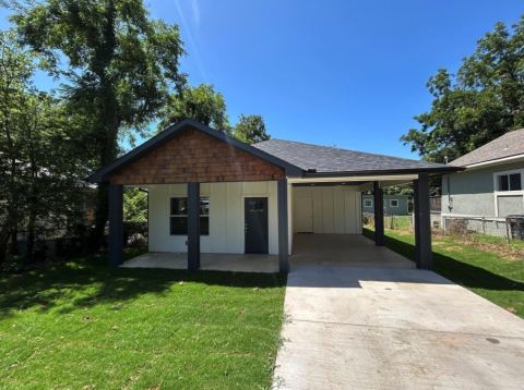 622 E Woodard Street, Denison