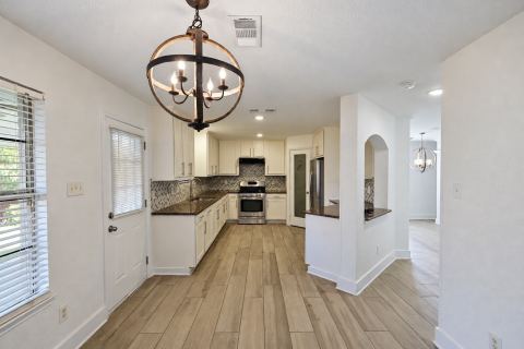 1330 Kensington Court, Garland, TX 75040 — photo 2