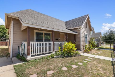 1235 E Leuda Street, Fort Worth, TX 76104 — photo 2