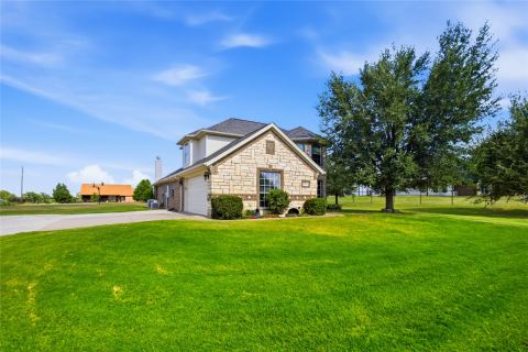 1389 Thomas Road, Springtown, TX 76082 — photo 3
