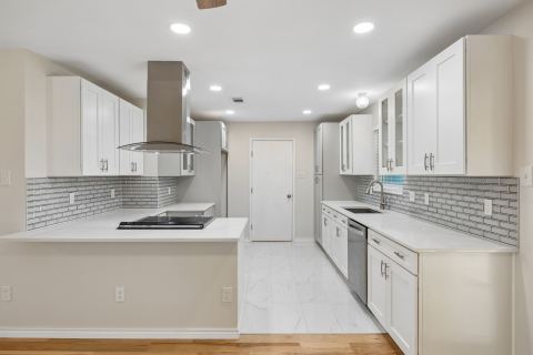 947 E Oakdale Road, Irving, TX 75060 — photo 3