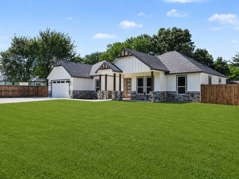 115 Dennis Drive, Azle, TX 76020 — photo 3